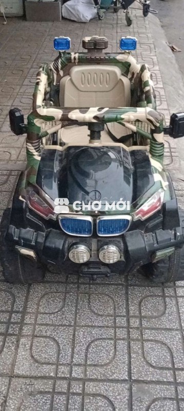 Xe o tô điện như hình cho bé