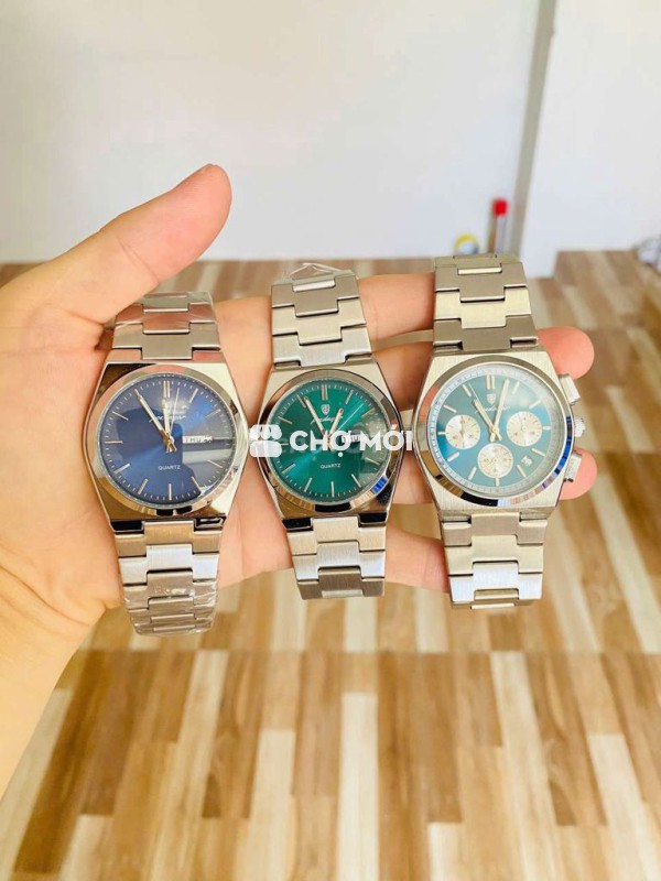 Còn mấy chiếc đồng hồ dây thép bán xả anh em