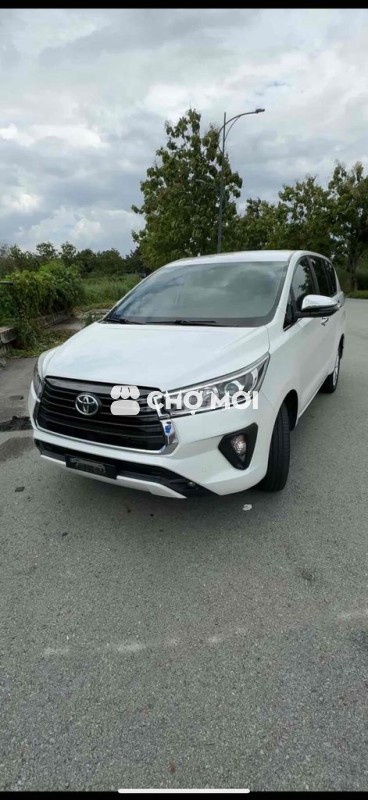 Toyota Innova 2021 V 2.0 AT - 101000 km