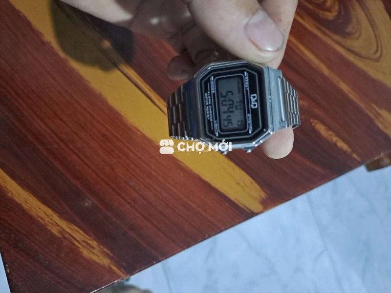 Cần bán đồng hồ unisex