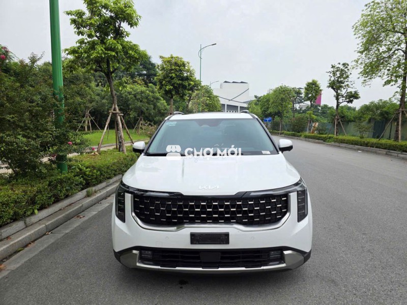 Kia Carnival 2025 Signature 2.2D - 8227 km