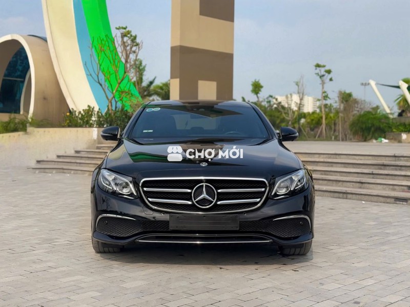 Mercedes Benz E Class 2019 E200 Sport - 60000 km