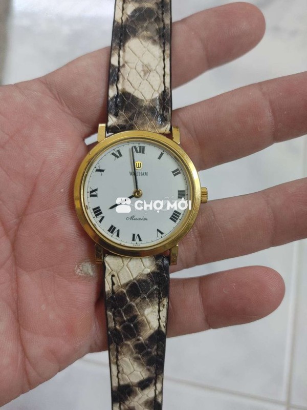 Waltham cơ cót bọc vàng Thụy sĩ