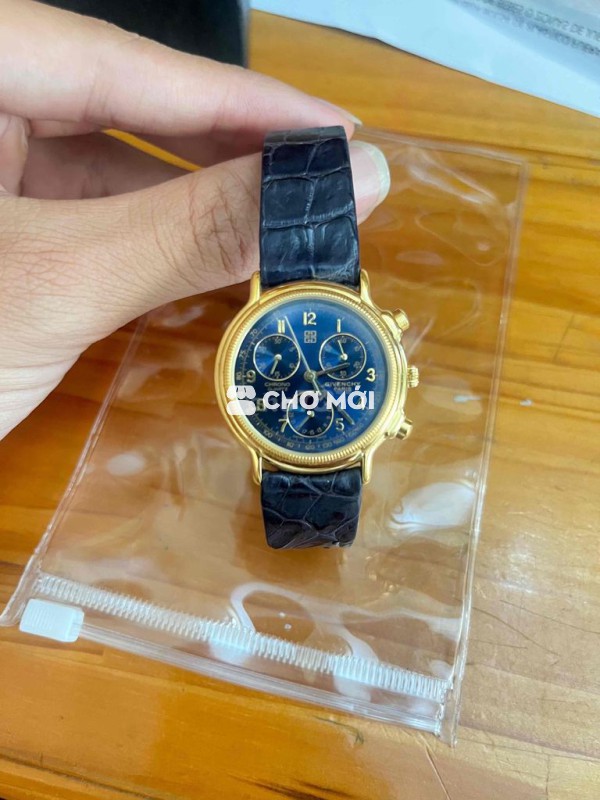 Đồng hồ thuỵ Givenchy Pacific