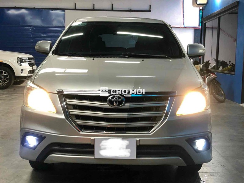 Toyota Innova 2015 2.0G - 189000 km
