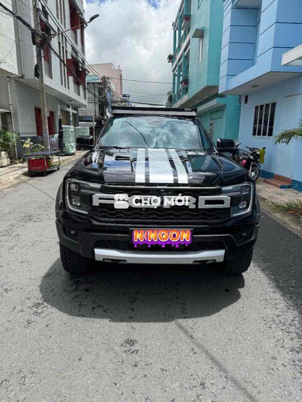 Ford Raptor 2025-800 km