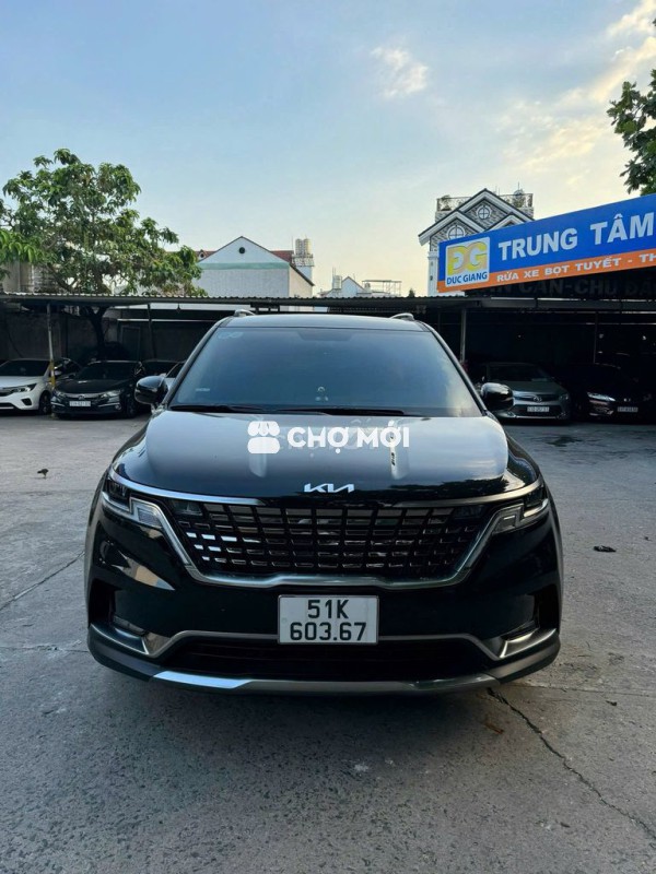 Kia Carnival 2022 2.2D Premium 8 chỗ - 14000 km