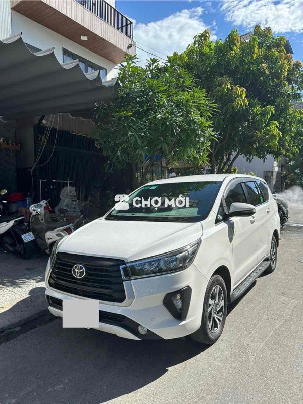 Toyota Innova 2021 E 2.0 MT - 125000 km