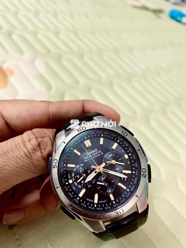 Đồng hồ casio chạy full 7 kim, lịch vạn niên.