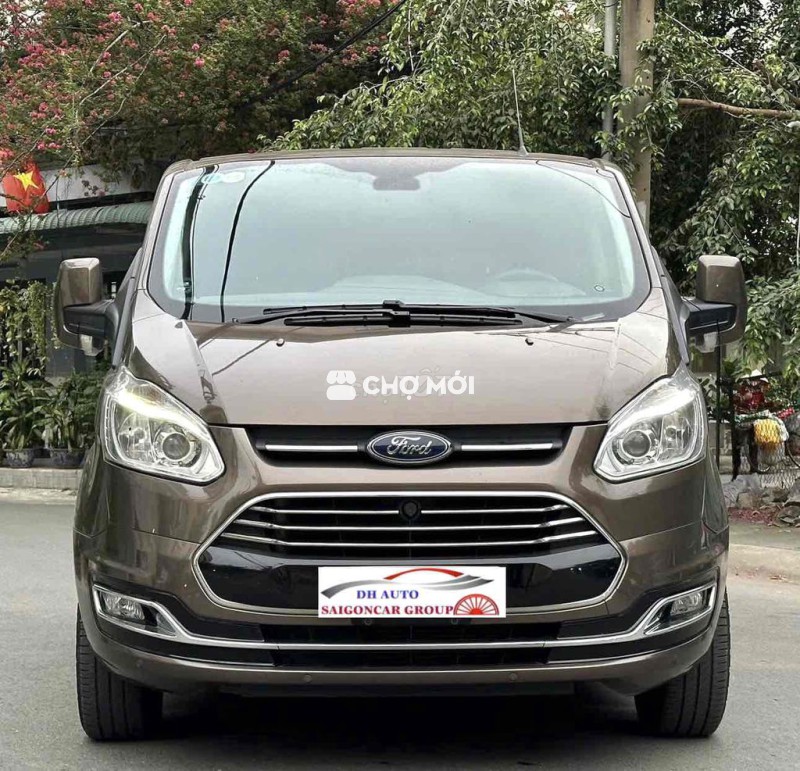 TOURNEO 2020 TITANIUM NGUYÊN RIN ĐẸP