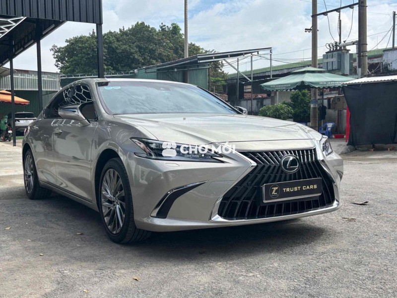 Lexus 2022  ES 250 siêu lướt - 28000 km