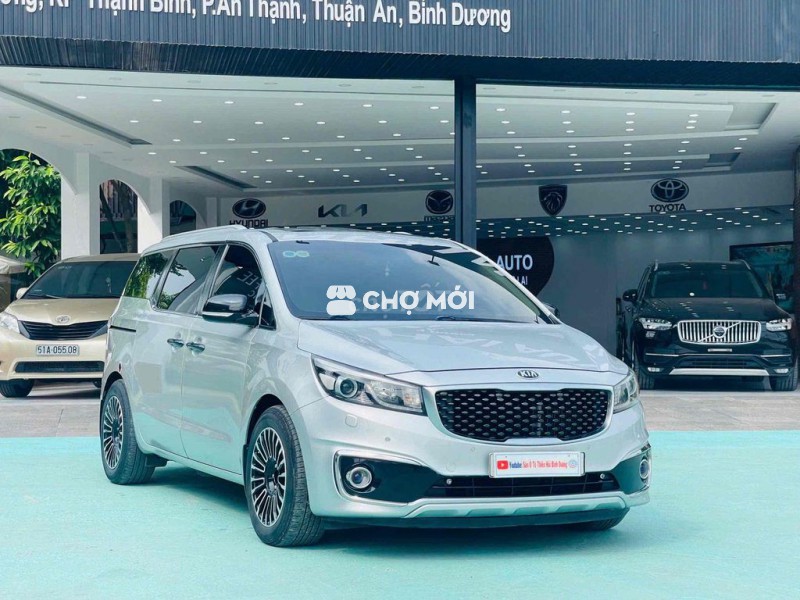 Kia Sedona 2018 2.2L DATH - 100000 km