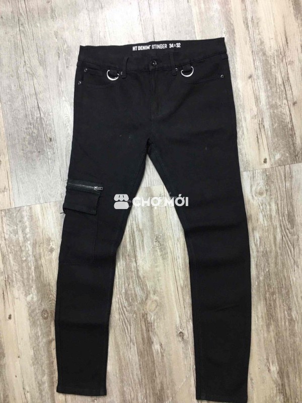 HT.    jeans     Đen tuyển.  size.  32
