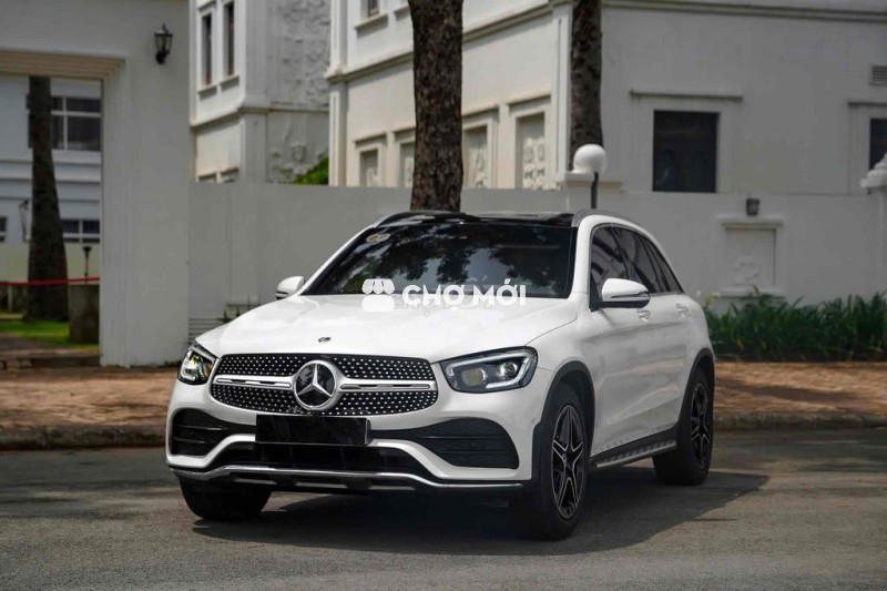 Mercedes Benz GLC300 4MATIC 2021 - Bank 90%