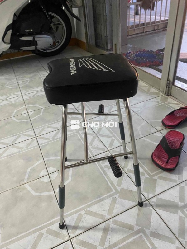 ghế bỏ xe cho bé(mới 99%)