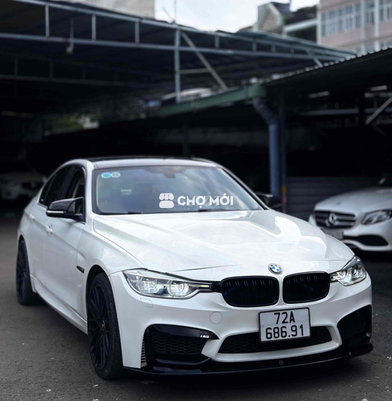BMW 3 Series 2015 320i - 85000 km đồ chơ nhiều