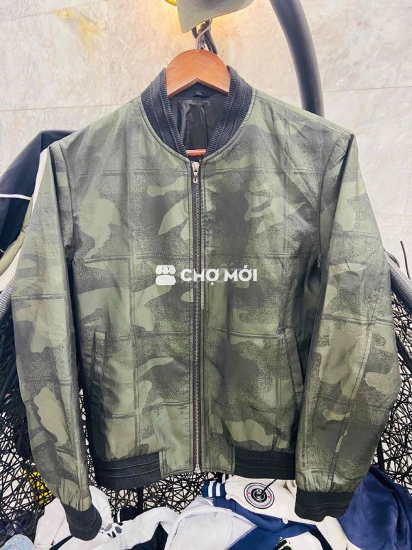 Khoác 2 Lớp Chất Vải Lộn Hoạ Tiết Rằn Ri !