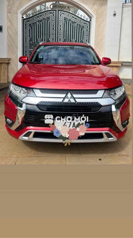Mitsubishi Outlander 2022.2.0 CVT Premium - 38000