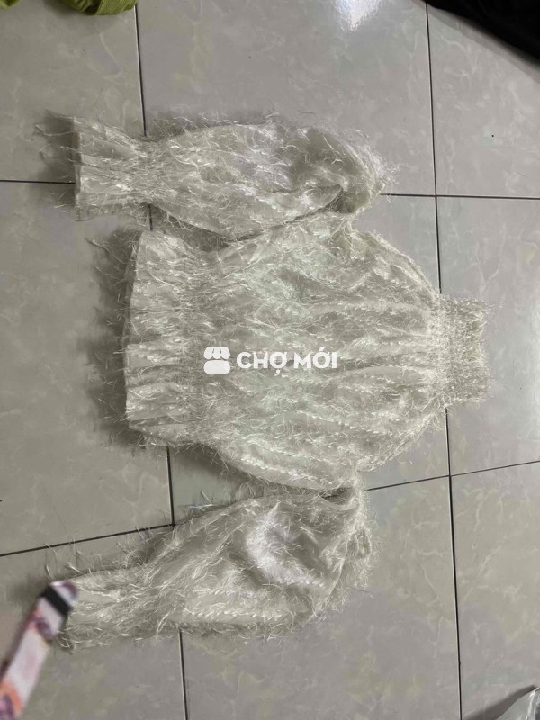 Tặng áo lấp lánh