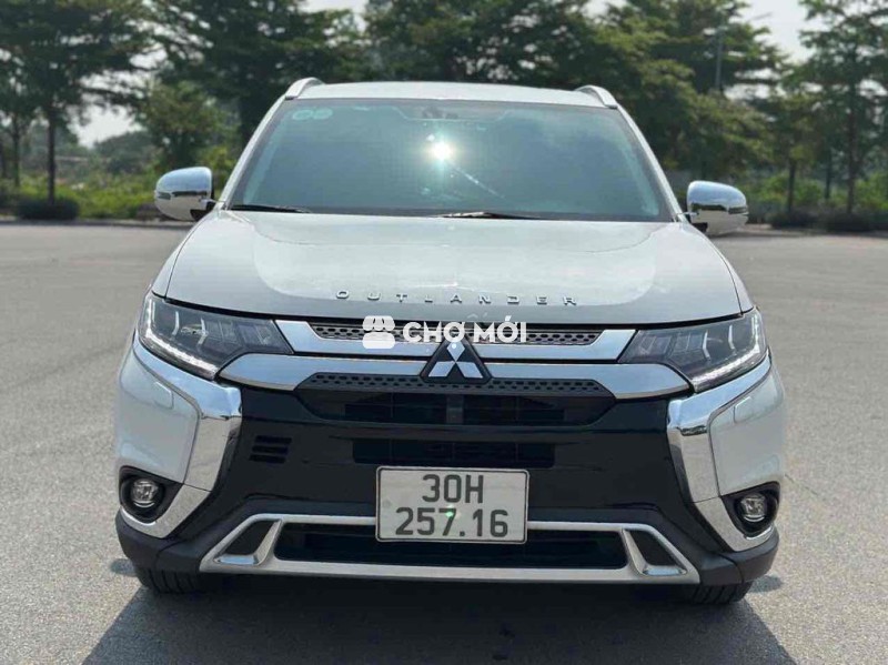 Mitsubishi Outlander 2.0 Premium  sx2021