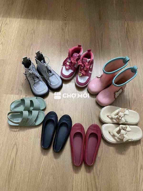 thanh lý giày dép và mũ bảo hiểm