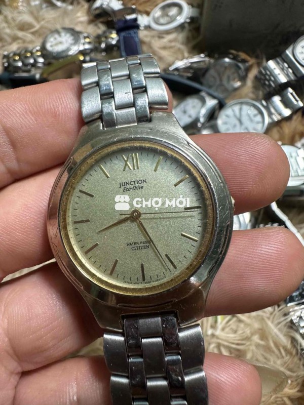 citizen solar, pin siêu khoẻ, ngoại hình còn ok