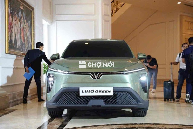 VINFAST LIMO 7 CHỖ-TO-RỘNG-THU NHẬP ĐỈNH CAO