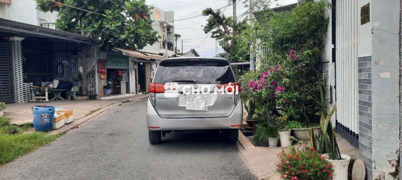 Gia đình mình muốn đổi xe nên cần bán lại