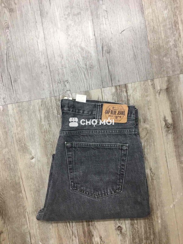 G a p.     Denim      Made in canada