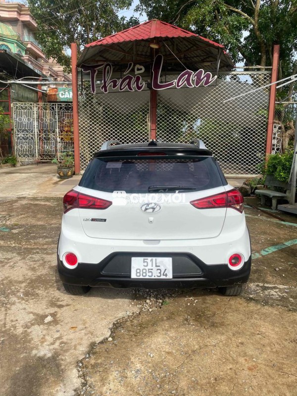 Hyundai i20 2017 AT- fun đồ chơi đẹp rin ko lỗi