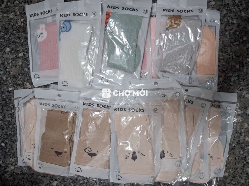 Cần xả hết mấy đôi vớ như hình giá rẻ