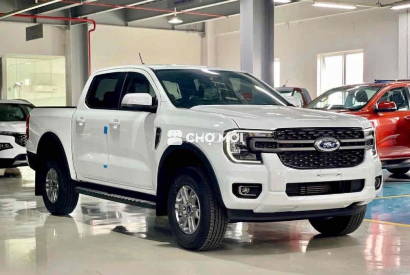 Ford Ranger 2025 siêu ưu đãi lăn bánh 7xx nhỏ xíu