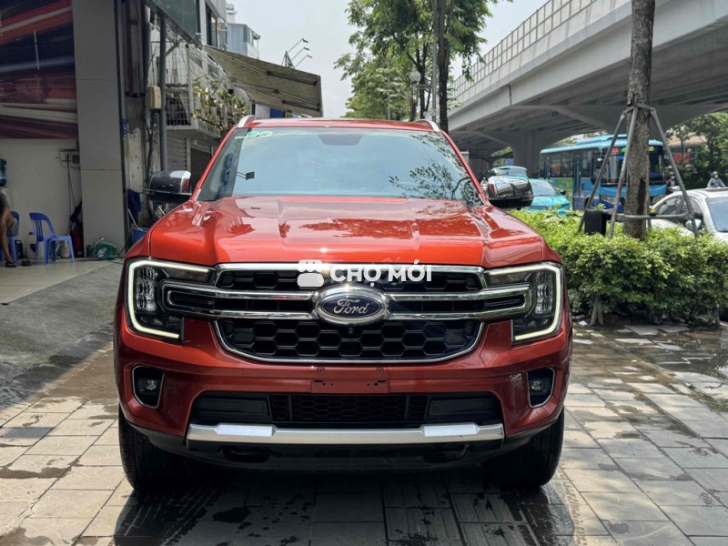 CẦN BÁN FORD EVEREST TITANMIUM 4x2 MODEL 2023