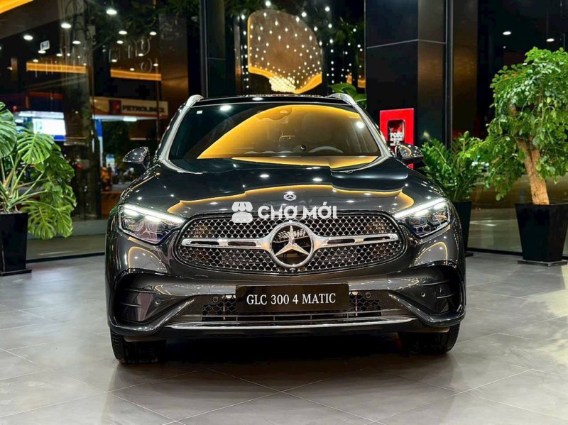 Mercedes GLC 300 4Matic 2024 - trả trước 479 triệu