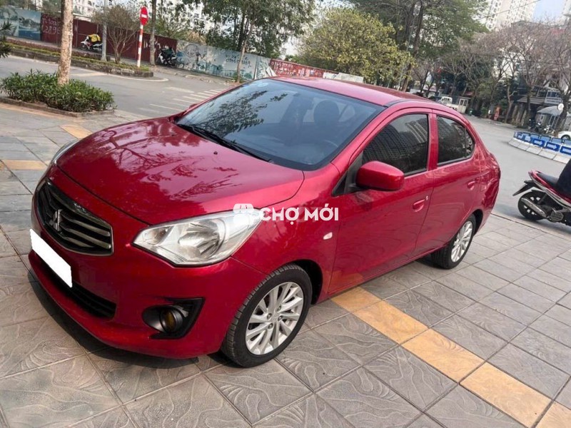 Mitsubishi Attrage 2019 đk 2020 số sàn màu đỏ