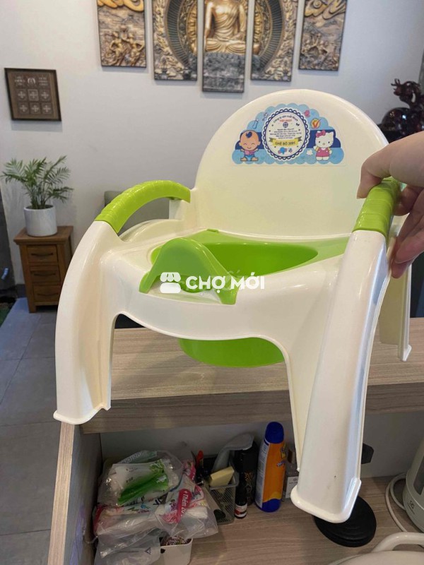 Cho/Tặng bô đi vệ sinh cho bé
