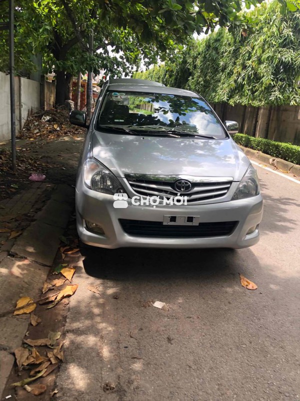 Toyota Innova 2011 G 2-O -G xe dep không lỗi anh b