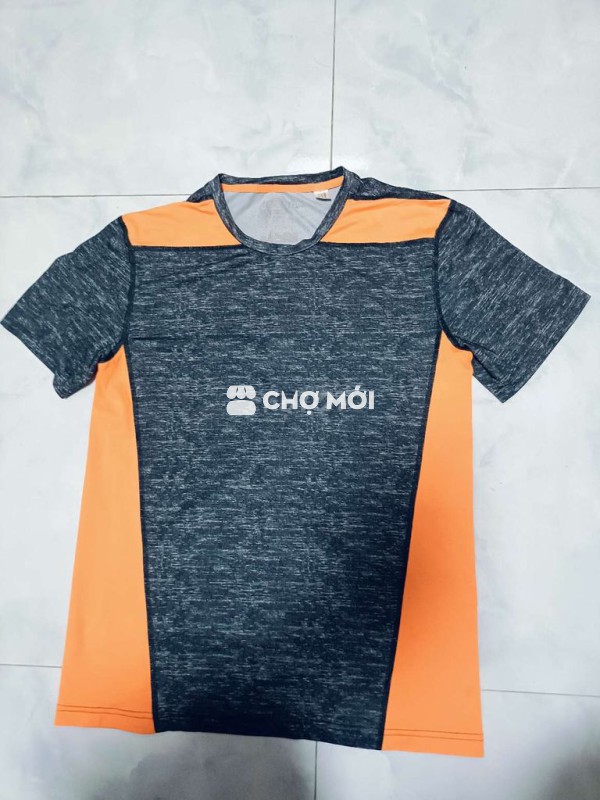 Áo thể thao chất vải thun lạnh size M