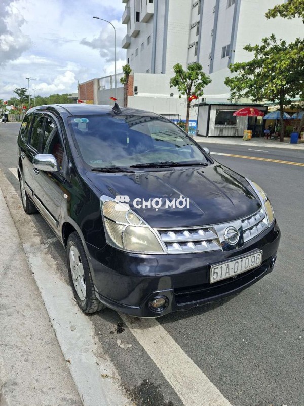 Bán xe hơi 7 chỗ Nissan Grand như mới, giá rẻ