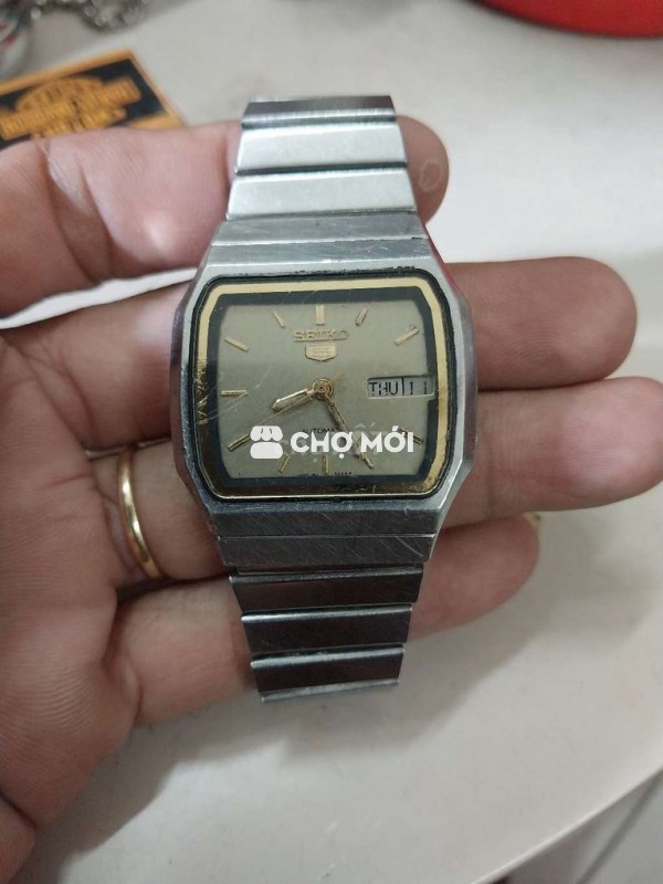 Đồng hồ seiko tự động