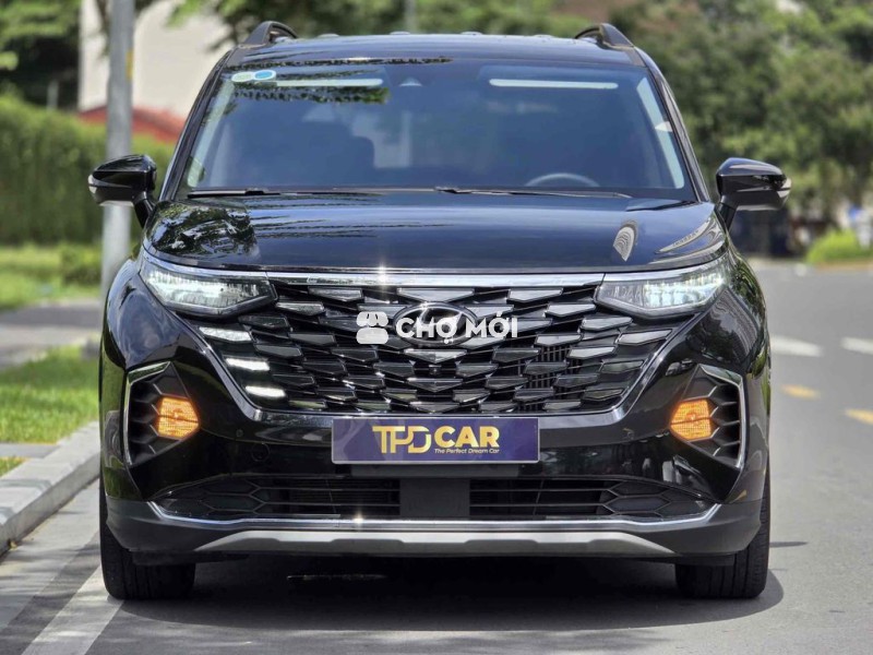 Hyundai Custin 2024 Cao Cấp 2.0T - 24000 km