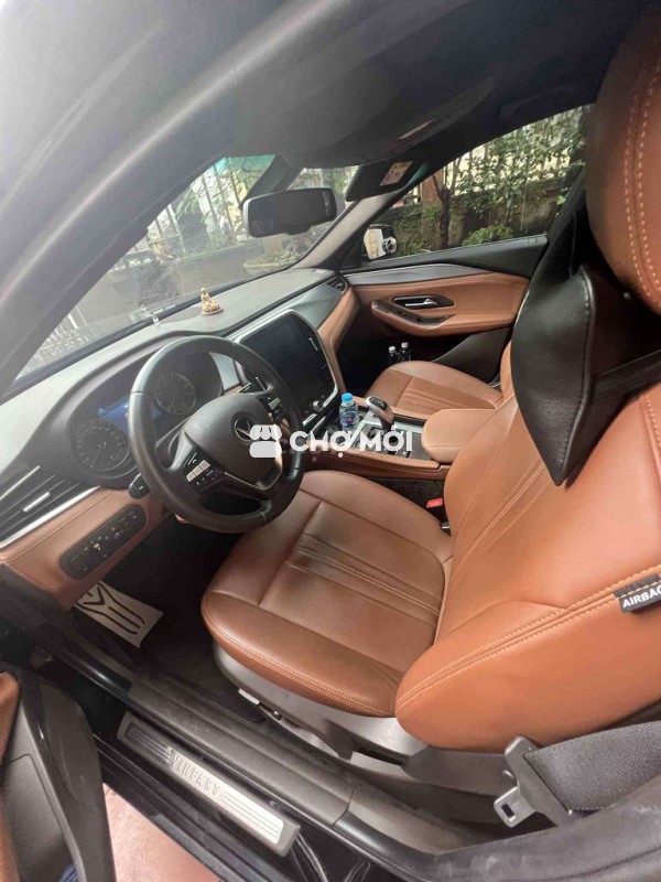 Vinfast Lux A2.0 2020 Premium. Odo 2v4
