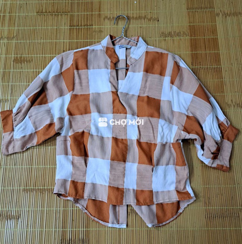 Áo sơ mi tay phồng