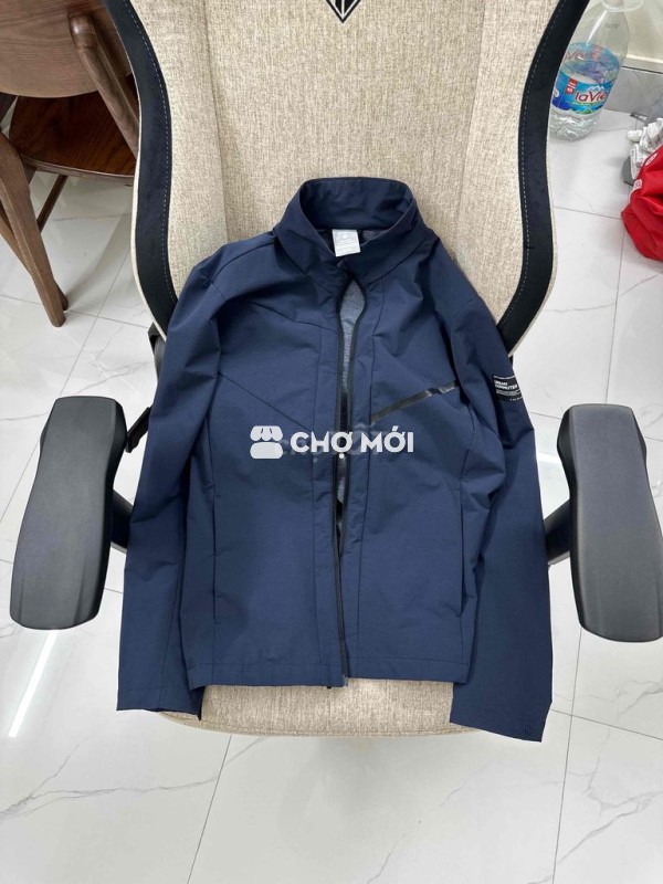 pass áo khoác Anta chính hãng size S. như mới!