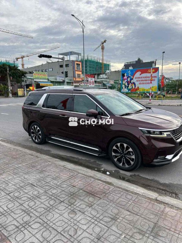Kia Carnival 2023 Signature 2.2D limousine cực vip