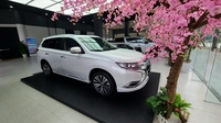 Hà Linh Mitsubishi Hà Nội