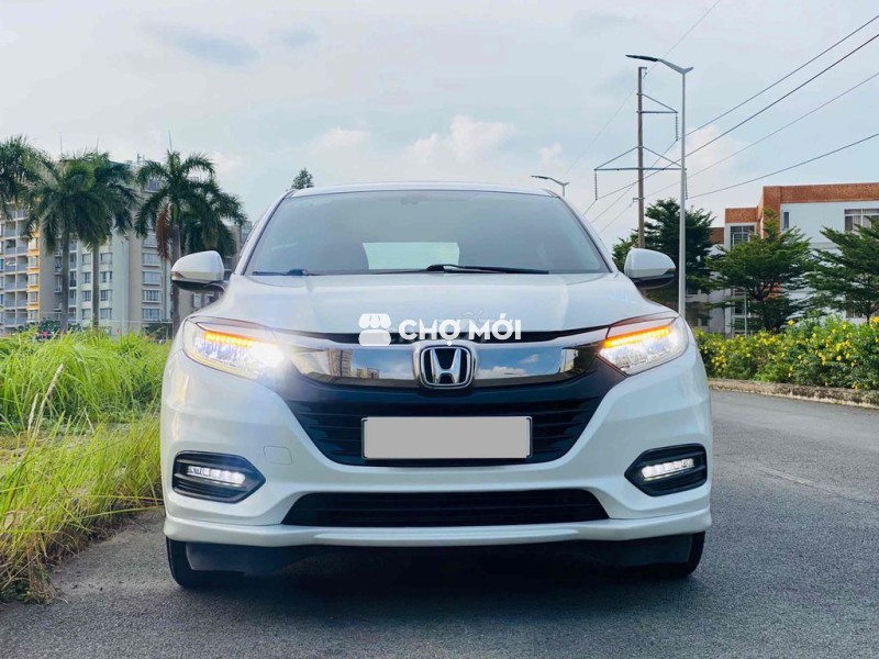 Honda HR-V Trắng Đời 2018 - bản Full - 61.000 km