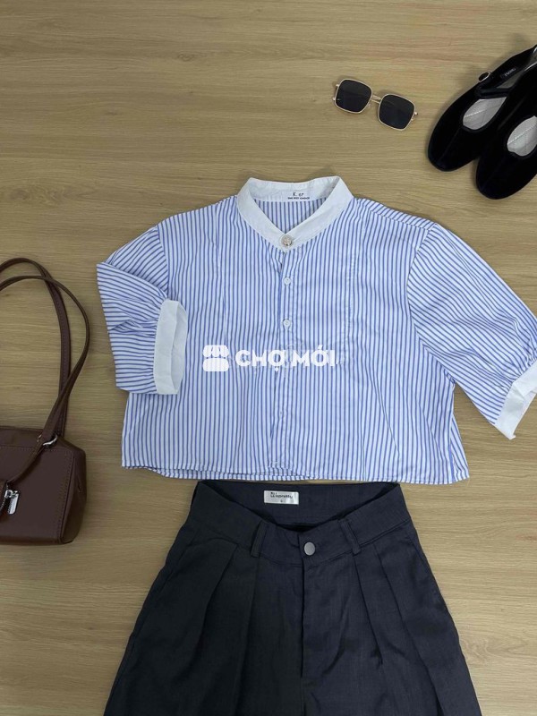 sơ mi kẻ xanh cổ tàu