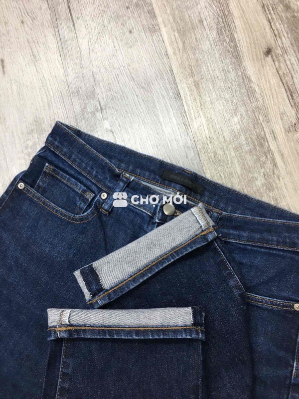 Uniqlo.     Jeans    Sz 30