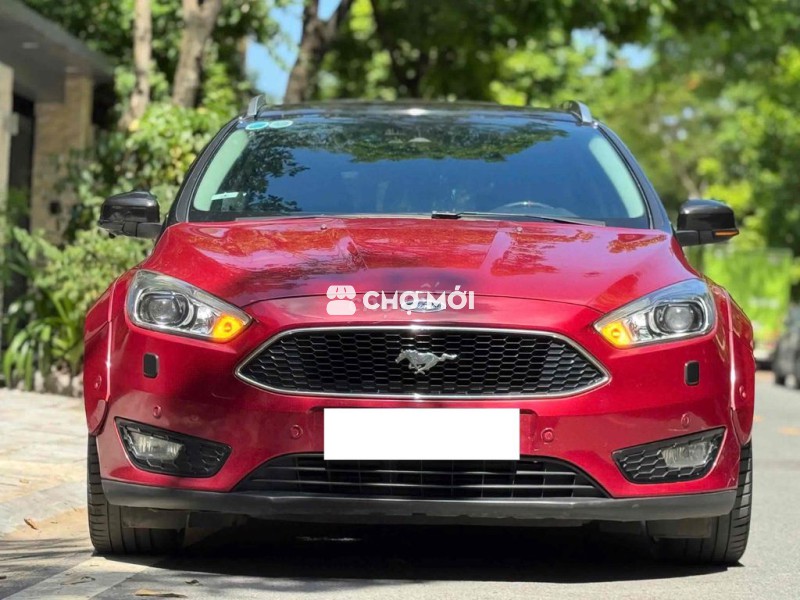 Ford Focus 1.5Sport sx 2016 màu đỏ lên nhiều đồ